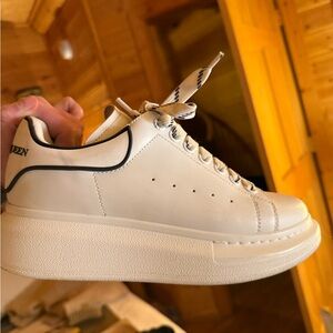 Alexander McQueen sneakers 37